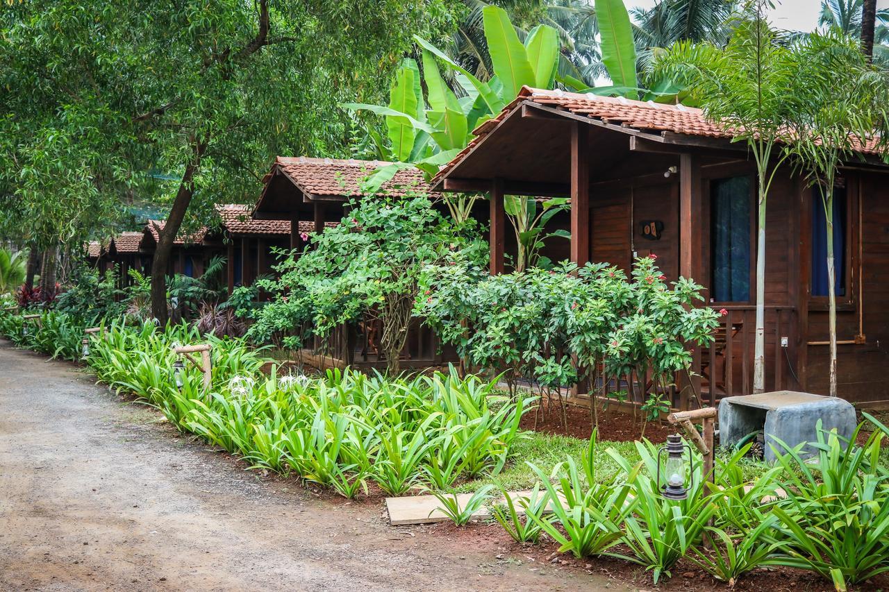 Mandrem Village Resort エクステリア 写真