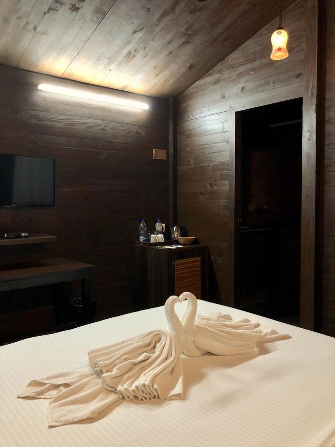 Mandrem Village Resort エクステリア 写真