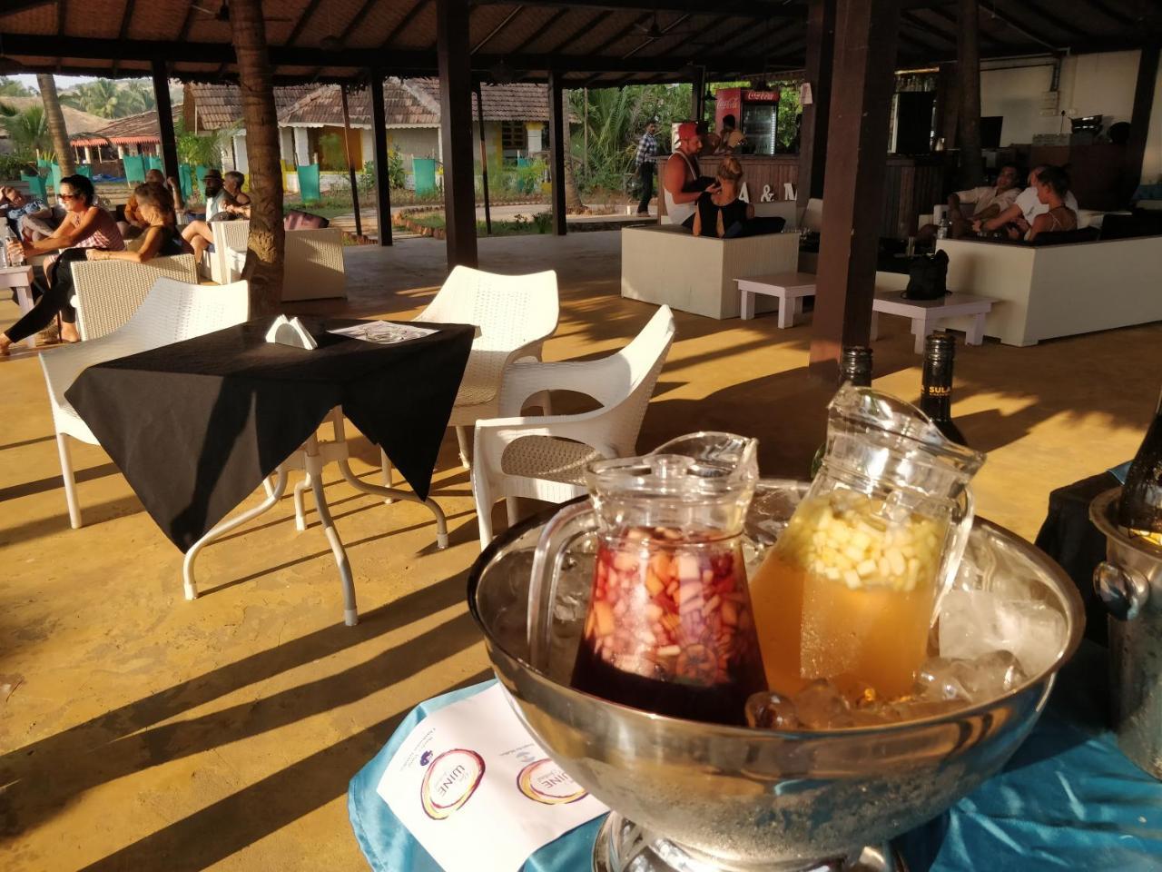 Mandrem Village Resort エクステリア 写真